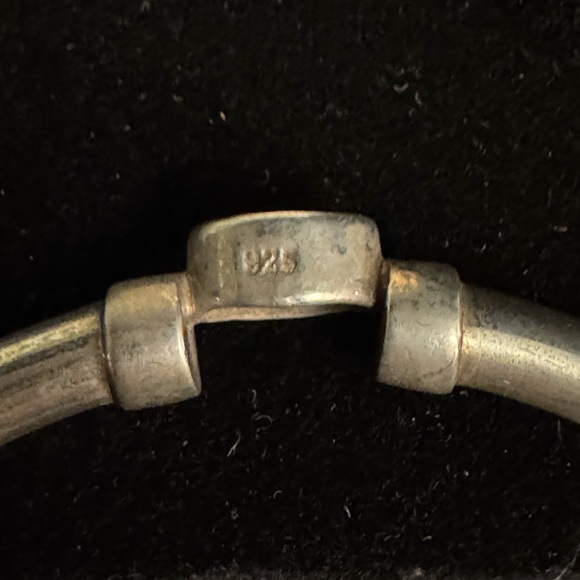 Vintage 1970’s Red Stone Sterling Silver Bracelet - Picture 7 of 11